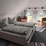 Auf Zwei Etagen Mit Gartennutzung By Interhome *