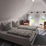 Prázdninový dům Auf Zwei Etagen Mit Gartennutzung By Interhome